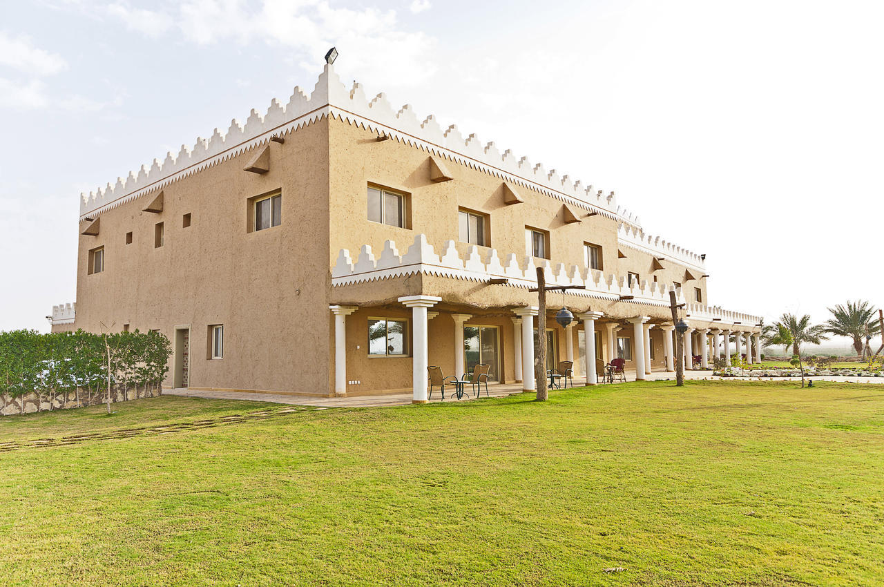Al Malfa Resort Унайза Экстерьер фото